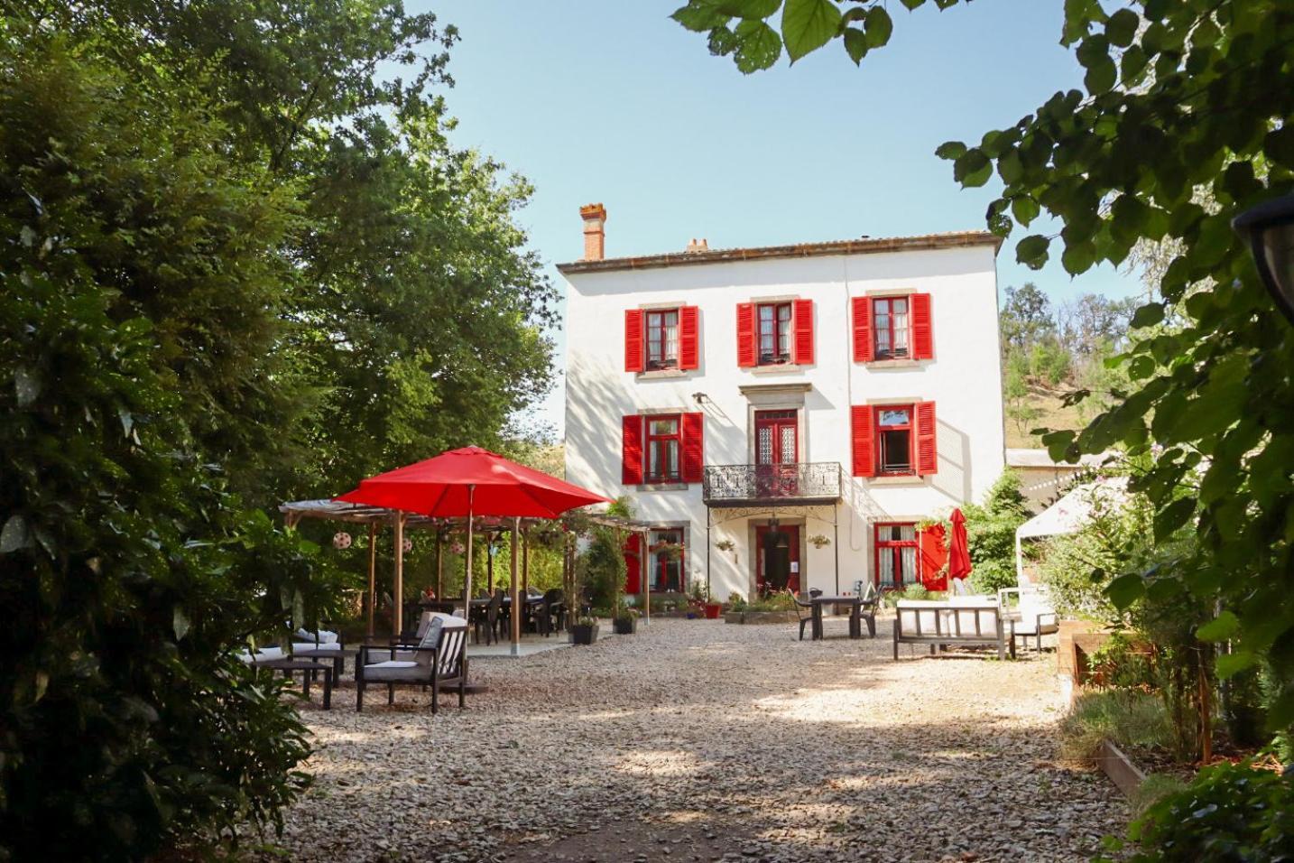 Domaine Des Lilas Saint-Germain-Lembron Экстерьер фото