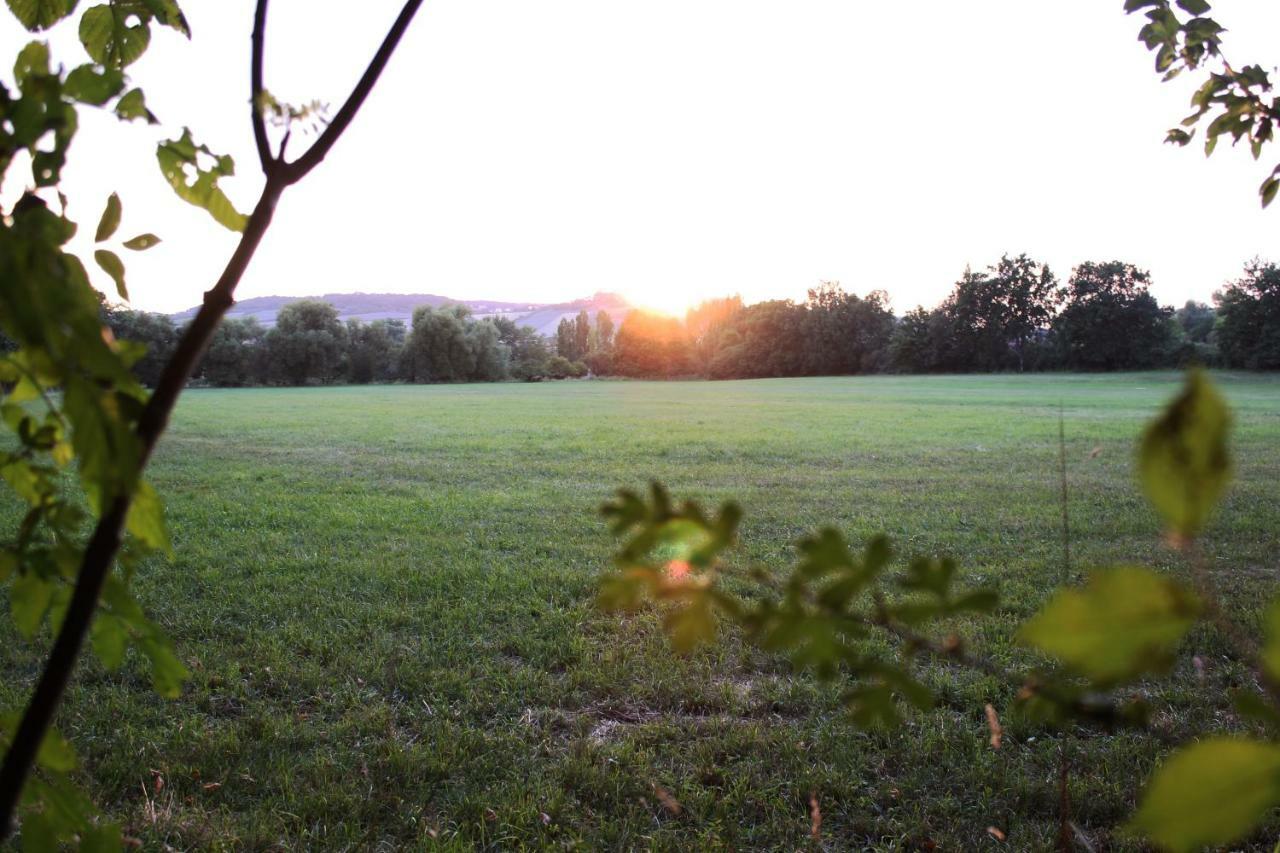 Domaine Des Lilas Saint-Germain-Lembron Экстерьер фото