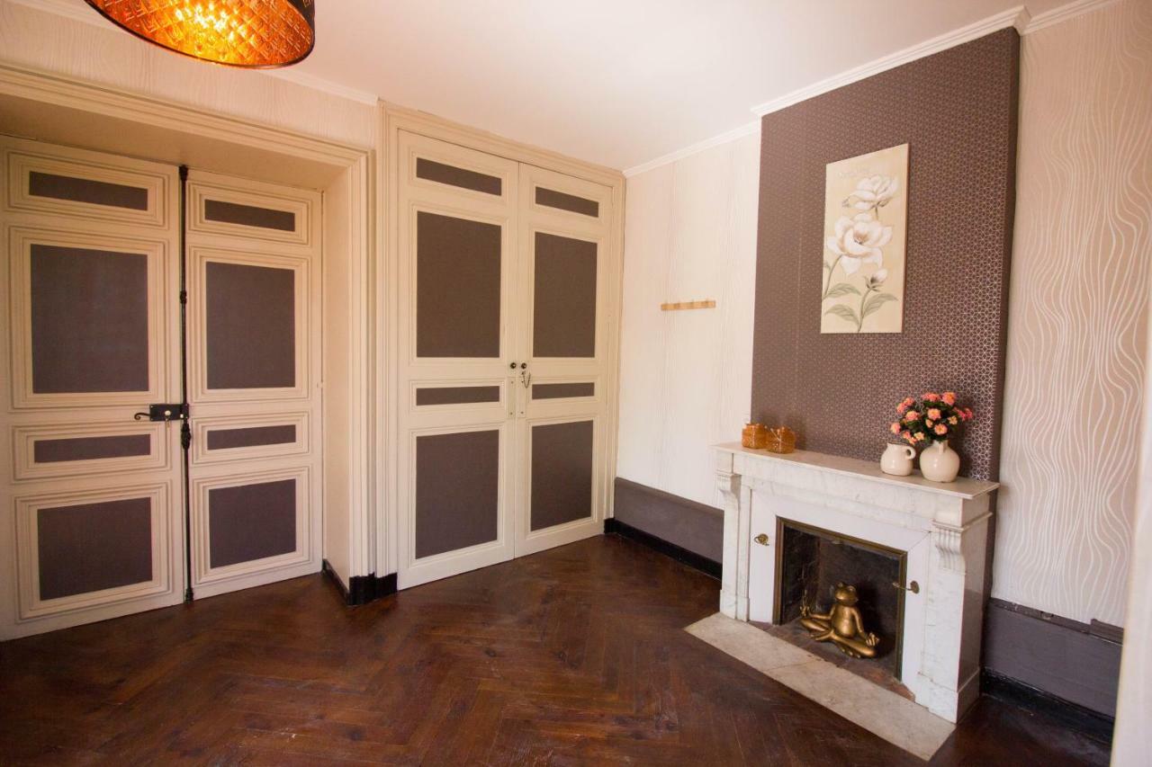 Domaine Des Lilas Saint-Germain-Lembron Экстерьер фото