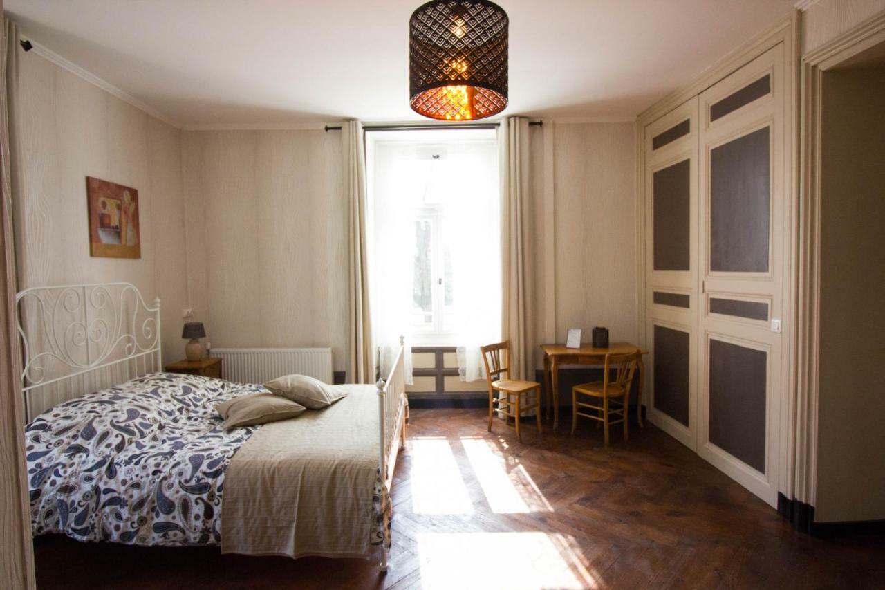 Domaine Des Lilas Saint-Germain-Lembron Экстерьер фото